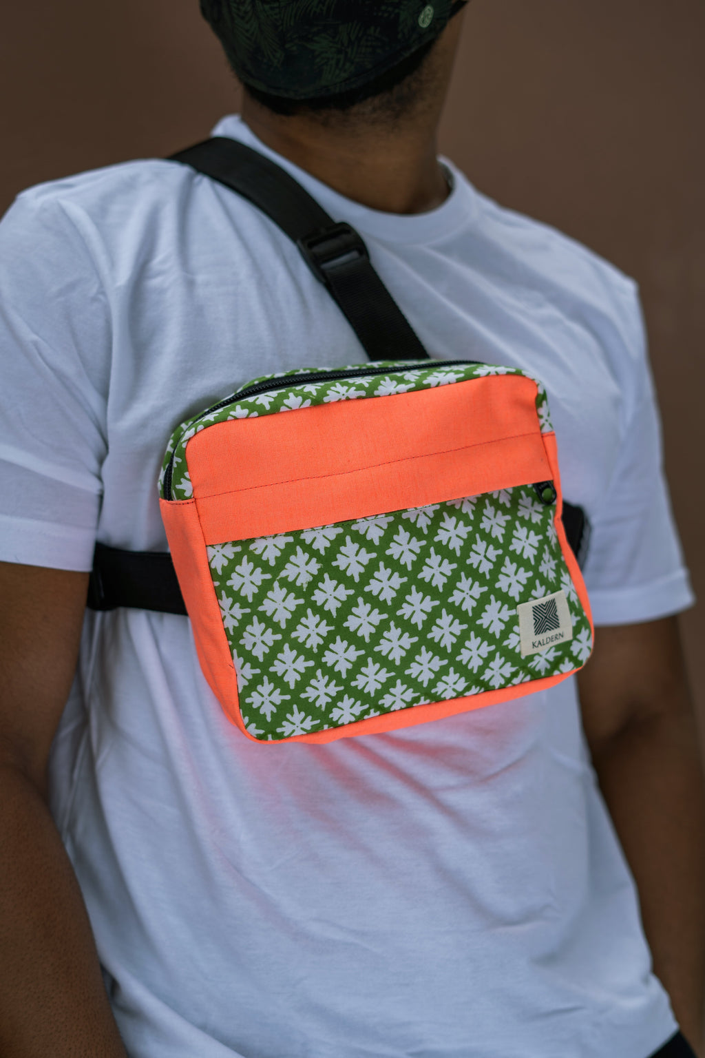 Lumi Flake Chest Bag