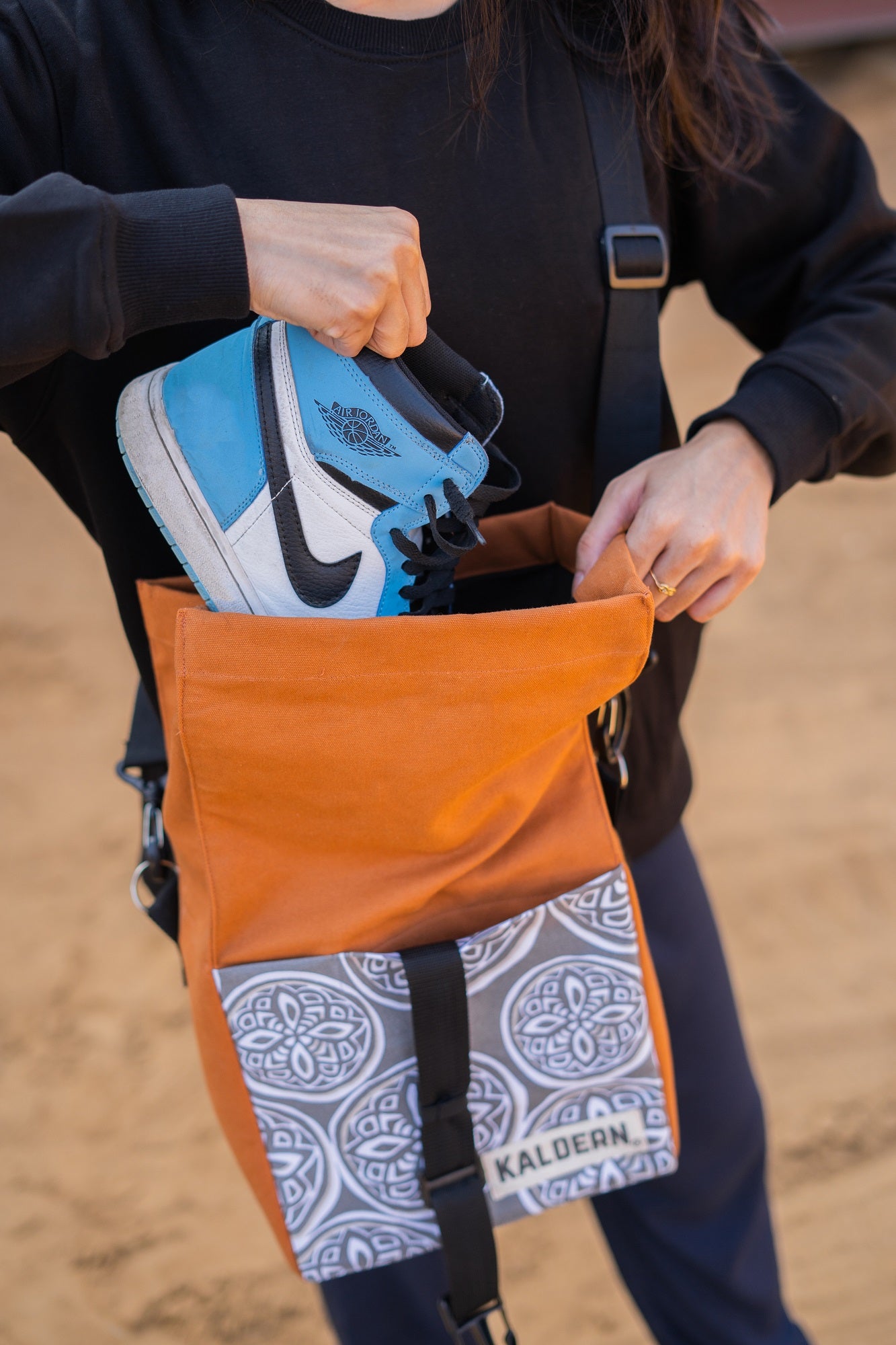 Dune Rolltop Crossbag