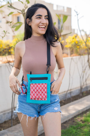 Peppermint Recto Sling Bag